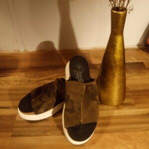 Women's size 7 platform sandals